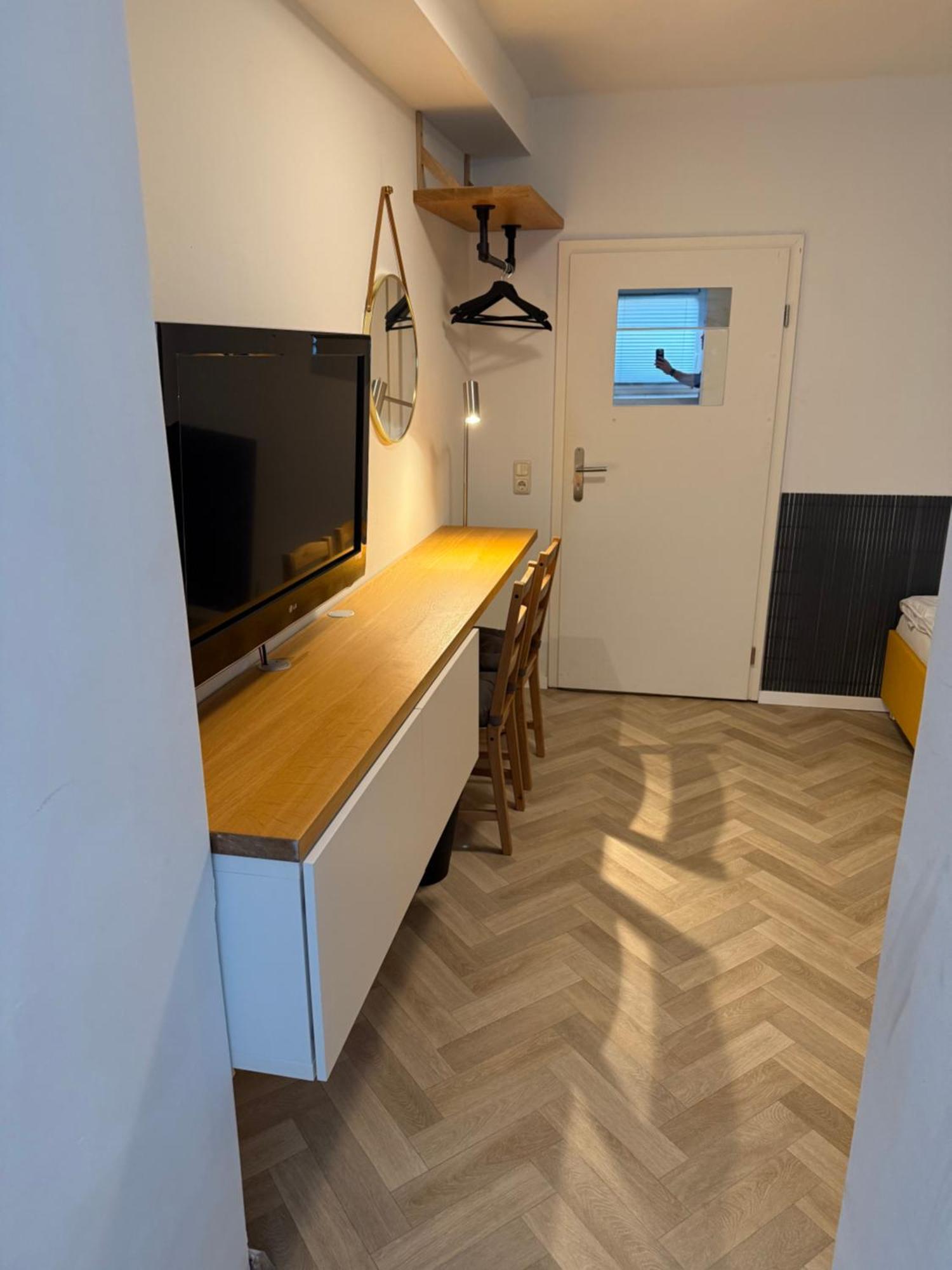 Zentrumsnahes Monteurszimmer Erfurt Exteriör bild